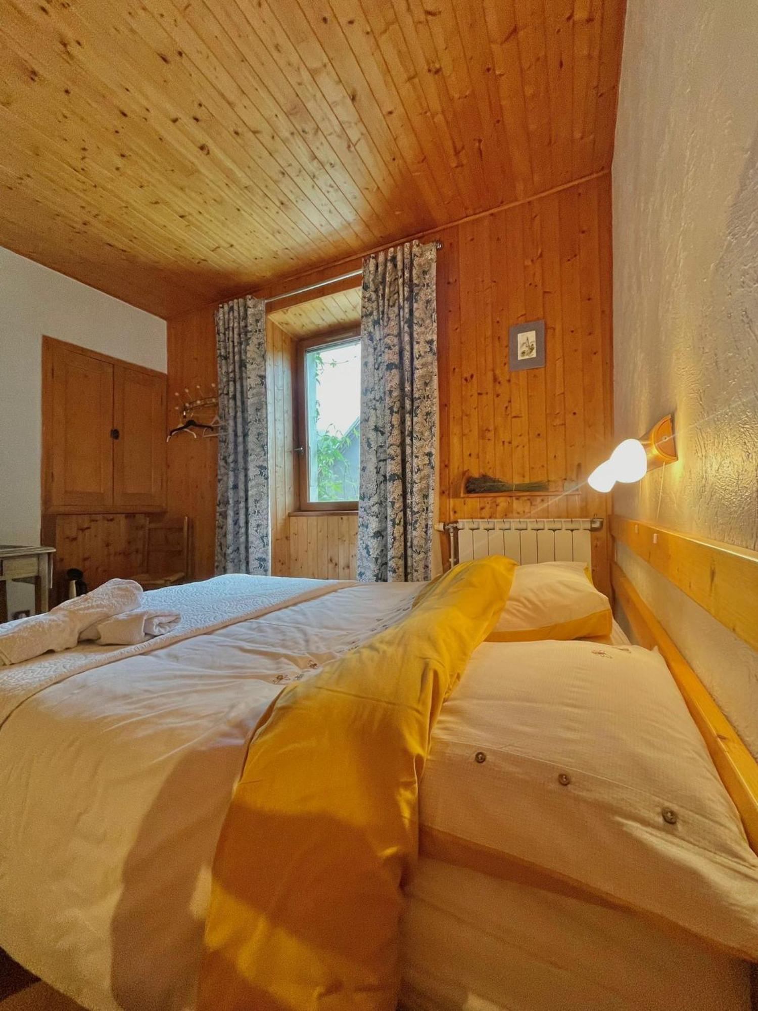 La Tourtette Bed and Breakfast Saint-Étienne-en-Dévoluy Buitenkant foto